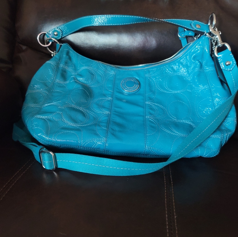 Coach purse - Picture 2 of 6